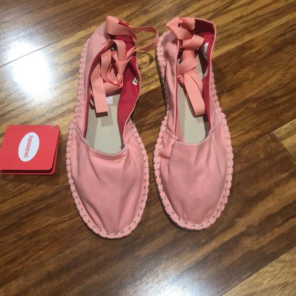 New size 10 Havaianes shoes